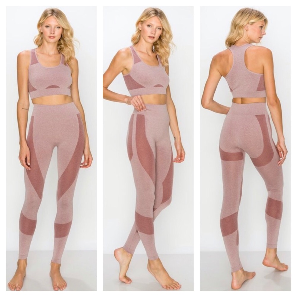 🆕 ↙️ Dusty Pink Sports Bra & Leggings Set
